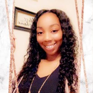 Meet your Posher, Leona